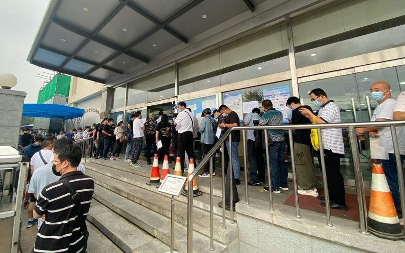 京标铺北京汽车牌照公户行情深度解析：2025年最新趋势与实操指南